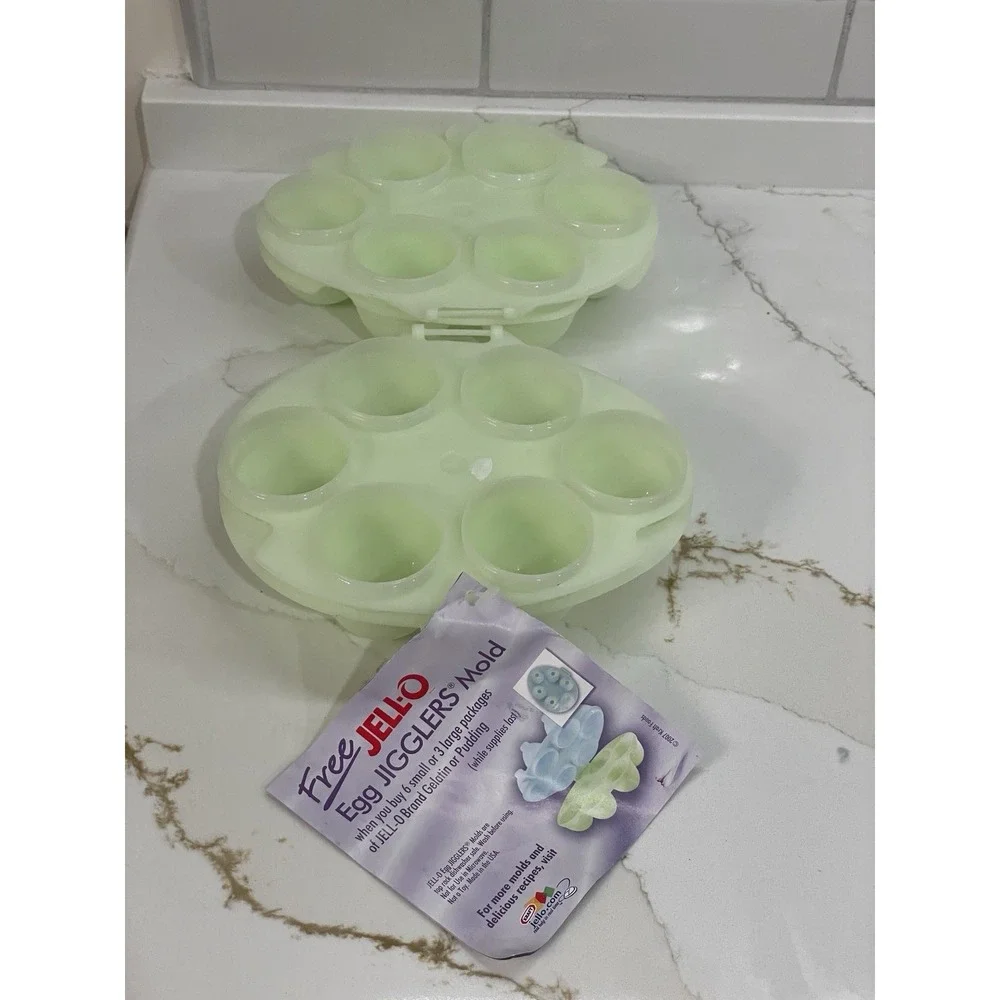 Jell-0 Jigglers Molds Egg Lot of‎ 2 Jello Easter Shots Instructions Booklet New